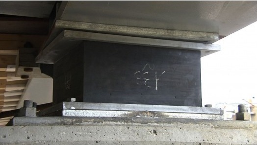 Apoyo de Neopreno para puente